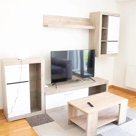 Increíble Piso En La Plaza Mayor, Con Garaje Apartamento Burgo