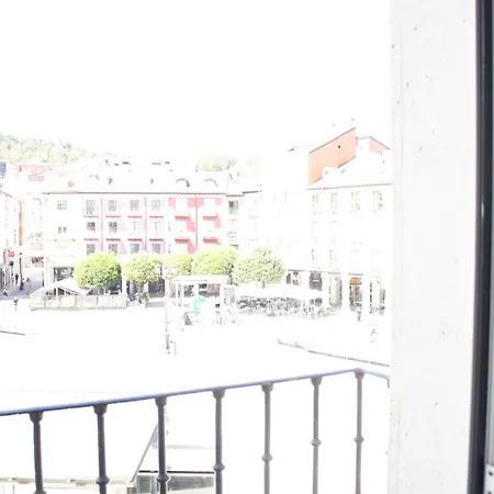 Increible Piso En La Plaza Mayor, Con Garaje Burgo