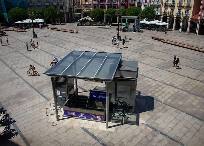 Increible Piso En La Plaza Mayor, Con Garaje *